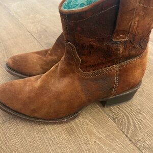 Corral Wester Ankle Boots